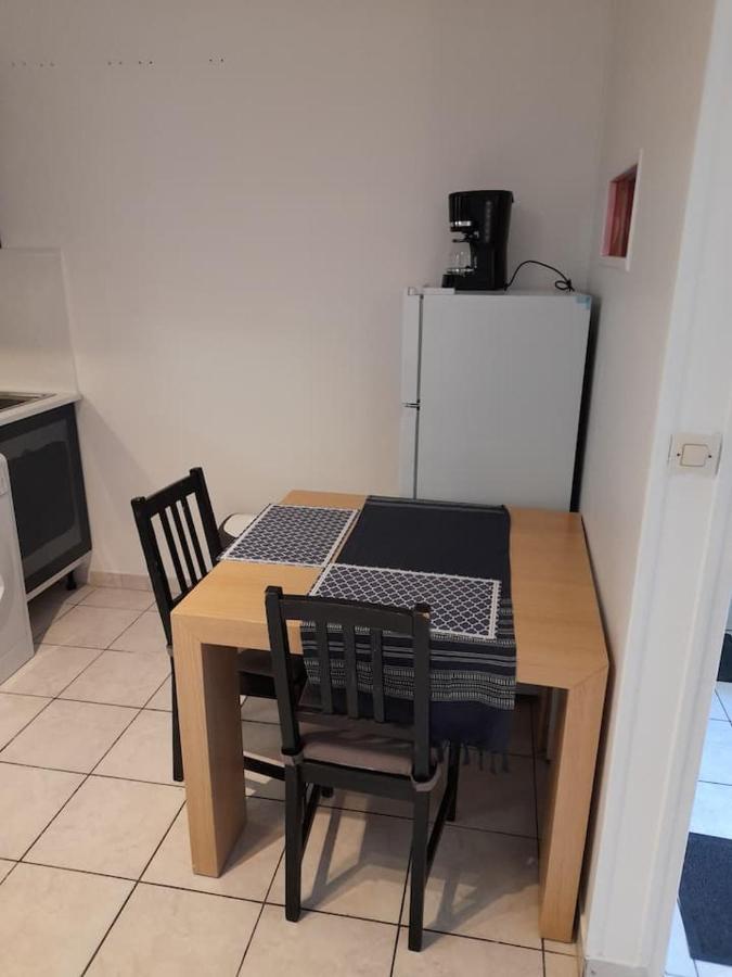 Studio Rouge A 5 Minutes De La Cathedrale Et Neoma Reims Eksteriør bilde